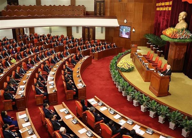 越共十三届五中全会圆满闭幕