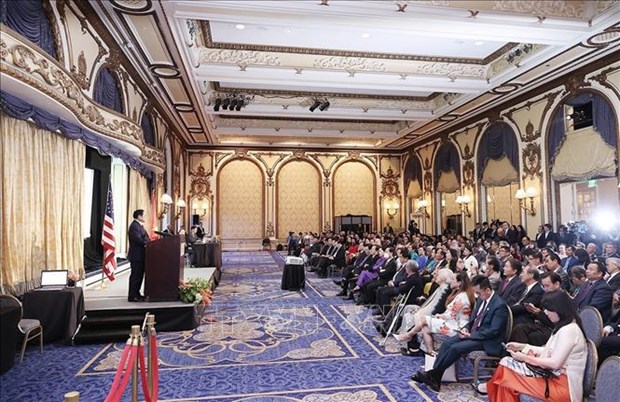 越南政府总理范明正会见旅居美国越南人社群代表