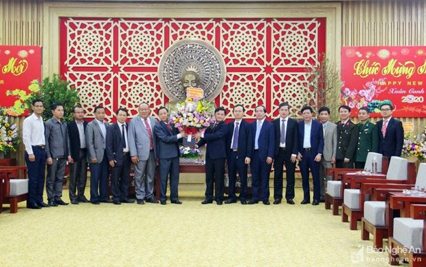 越南义安省与老挝川圹省巩固友好与全面合作关系