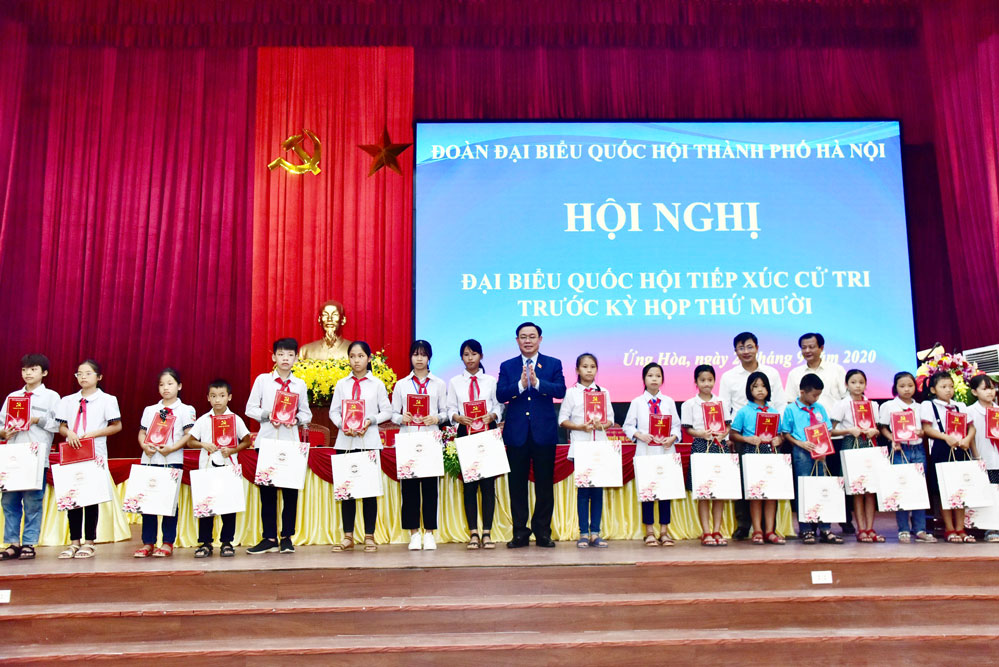 Nói là làm để gây dựng uy tín, niềm tin của cán bộ, đảng viên và nhân dân