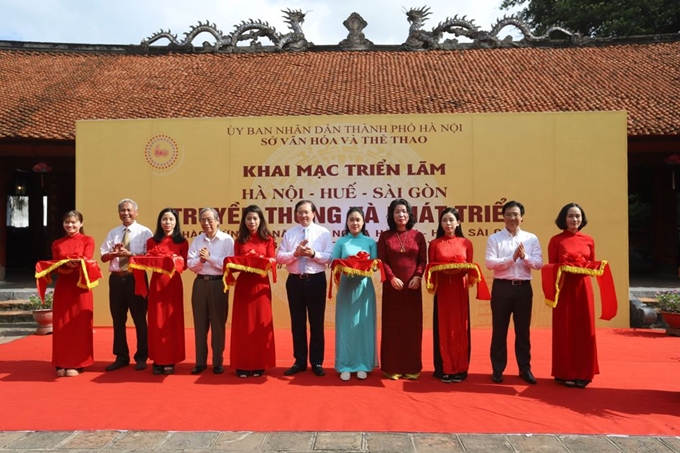 Triển lãm về “Hà Nội - Huế - Sài Gòn Truyền thống và phát triển”
