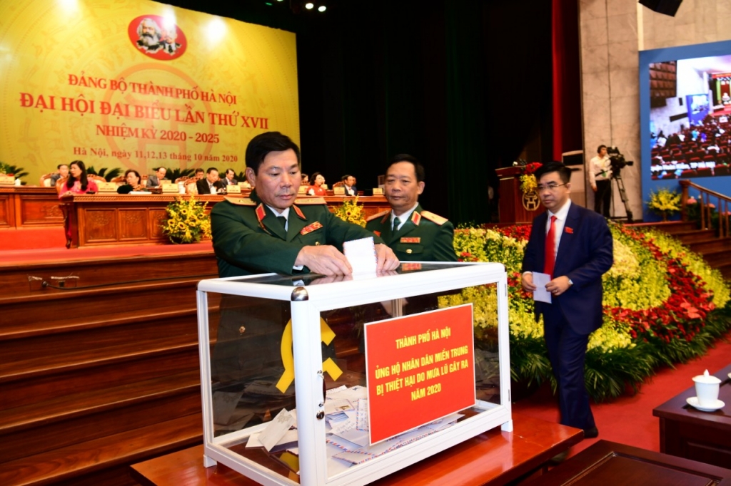 Thành ủy Hà Nội kêu gọi ủng hộ Nhân dân các tỉnh miền Trung bị thiệt hại do mưa lũ