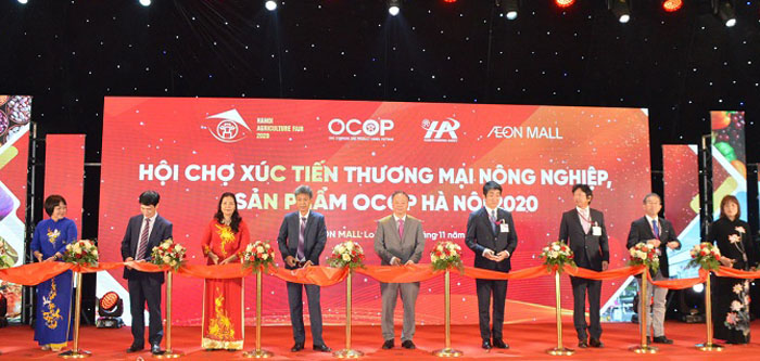 Khai mạc Hội chợ Xúc tiến thương mại nông nghiệp, sản phẩm OCOP Hà Nội 2020”