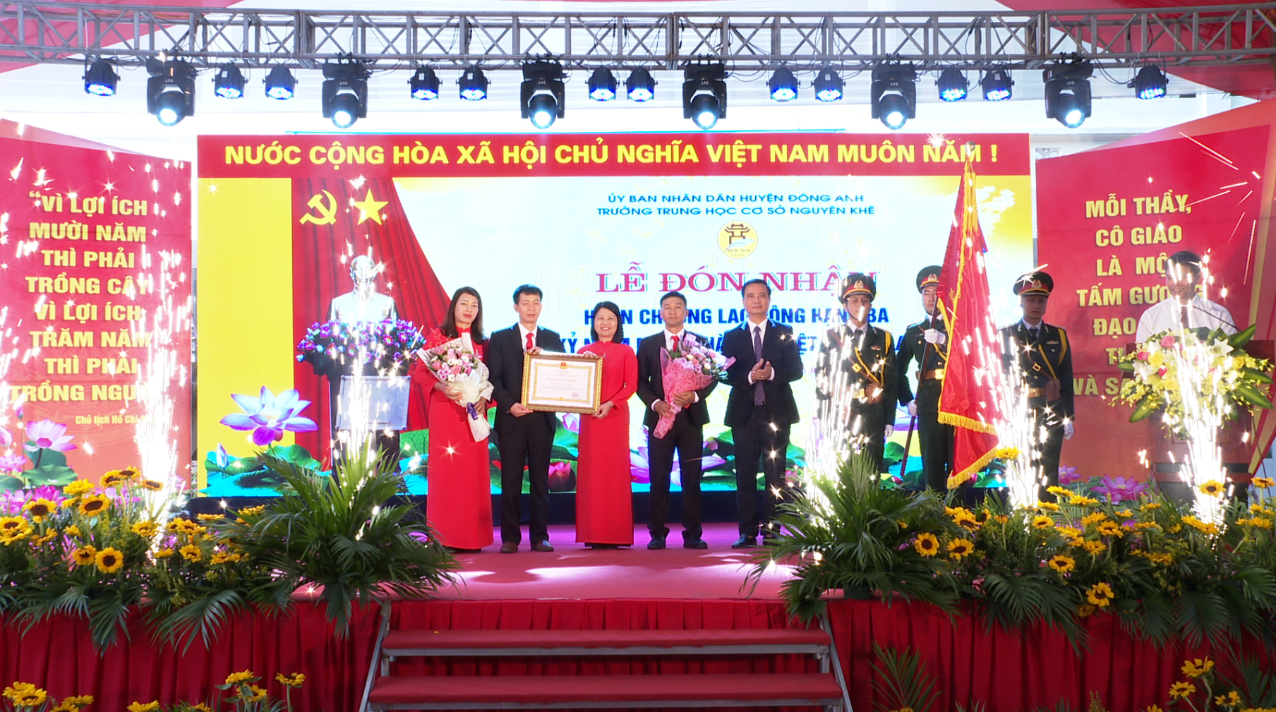 Trường Trung học sơ sở Nguyên Khê Đông Anh xứng đáng là lá cờ đầu dạy tốt học tốt