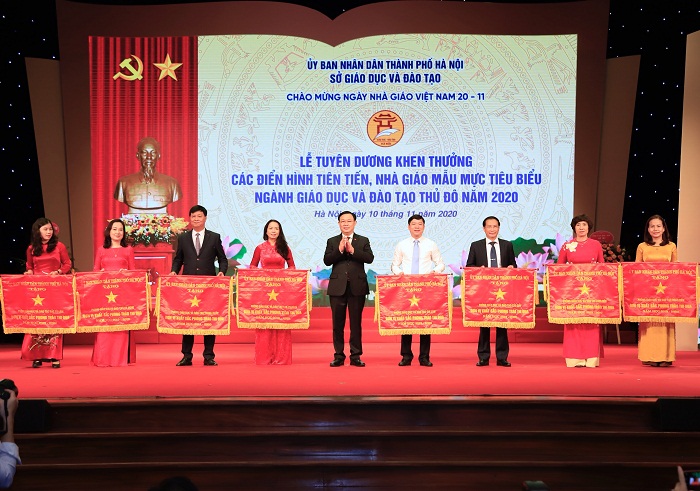 Tôn vinh các điển hình tiên tiến, nhà giáo mẫu mực tiêu biểu ngành Giáo dục và Đào tạo Thủ đô năm 2020