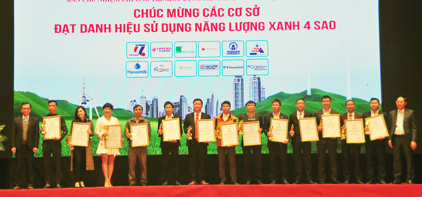 Hà Nội vinh danh 42 cơ sở, công trình xây dựng sử dụng năng lượng xanh năm 2020