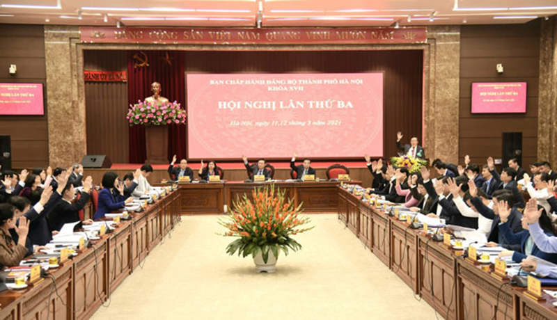 Tuyên truyền nghị quyết Đại hội XIII của Đảng, 10 chương trình công tác thành phố kịp thời, sinh động