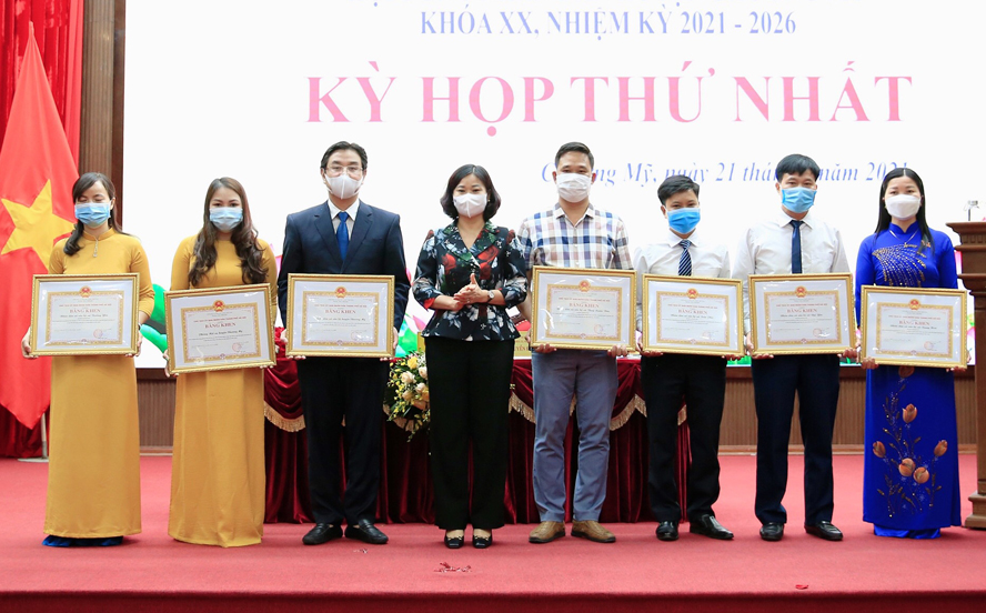 Bắt tay ngay vào công việc nhằm nâng cao hơn nữa hiệu lực, hiệu quả quản lý điều hành