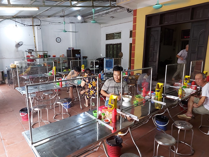 Thường trực Thành ủy Hà Nội chỉ đạo xem xét nới lỏng một số hoạt động dịch vụ