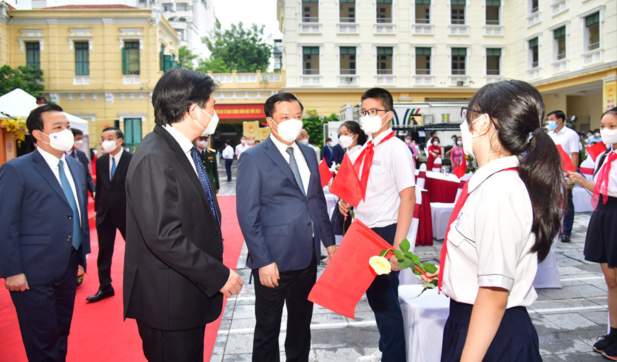 Hơn 2,1 triệu học sinh dự lễ khai giảng đặc biệt, ấn tượng, chưa từng có