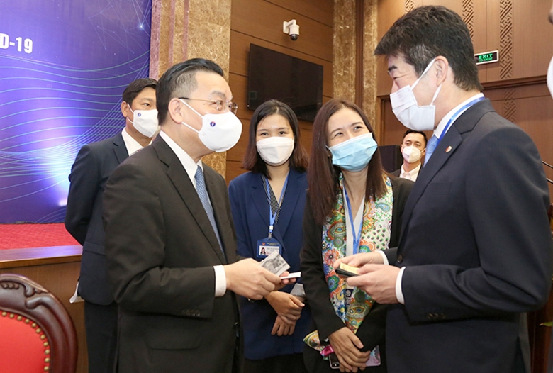 Thành phố cam kết quyết liệt tháo gỡ khó khăn cho doanh nghiệp để tăng tốc, bứt phá
