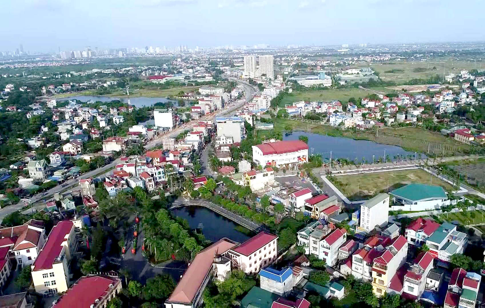 Thống nhất công nhận huyện Chương Mỹ đạt chuẩn nông thôn mới