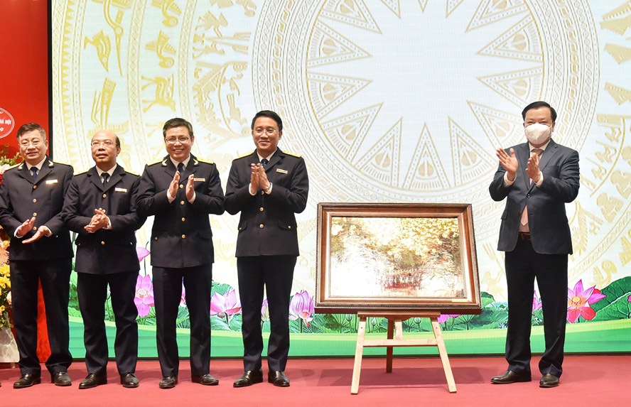 Hà Nội Thu ngân sách đạt 110,5 dự toán