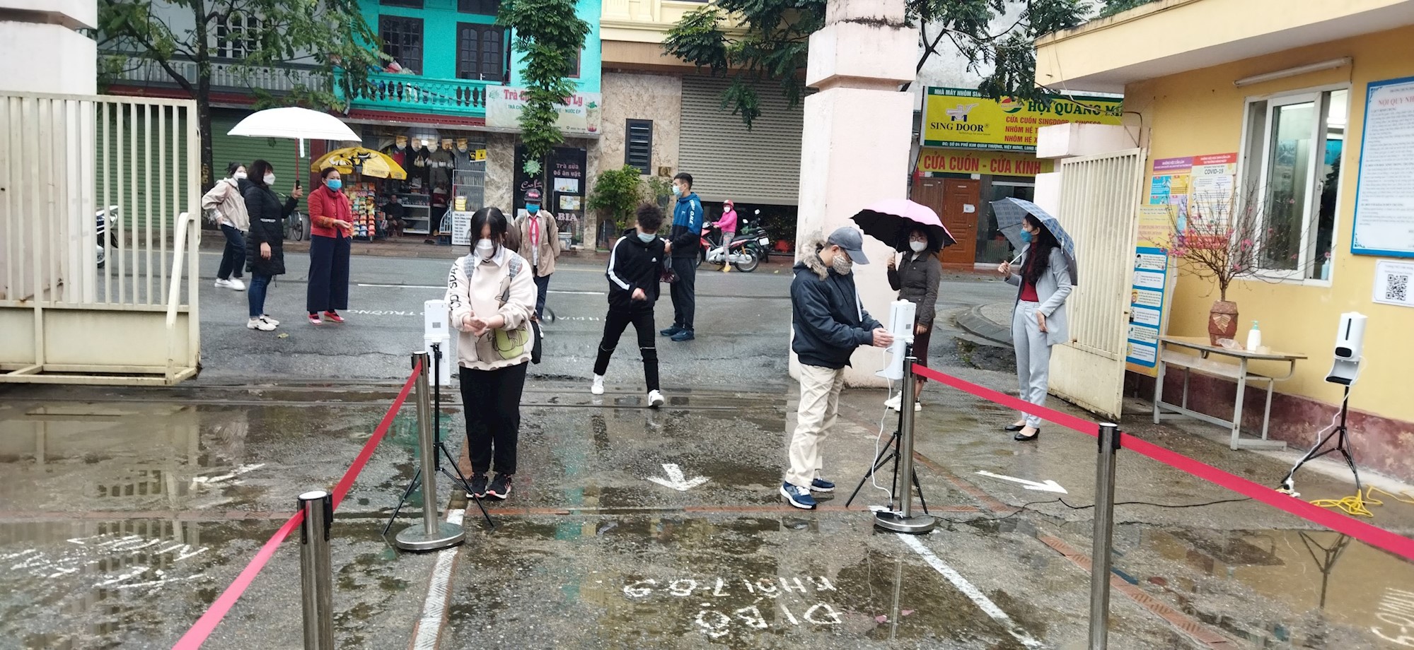 Thường trực Thành ủy Hà Nội chỉ đạo một số biện pháp phòng, chống dịch
