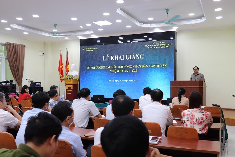 Gần 400 học viên tham dự bồi dưỡng đại biểu HĐND cấp huyện