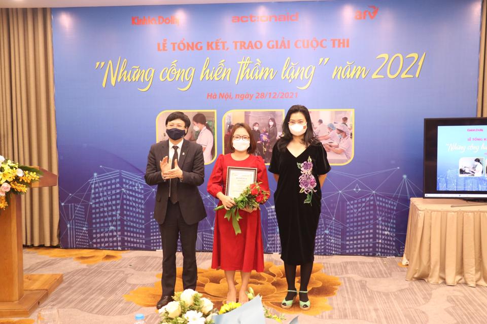 Khơi gợi các sáng kiến, tôn vinh những tấm gương tiêu biểu trong cộng đồng