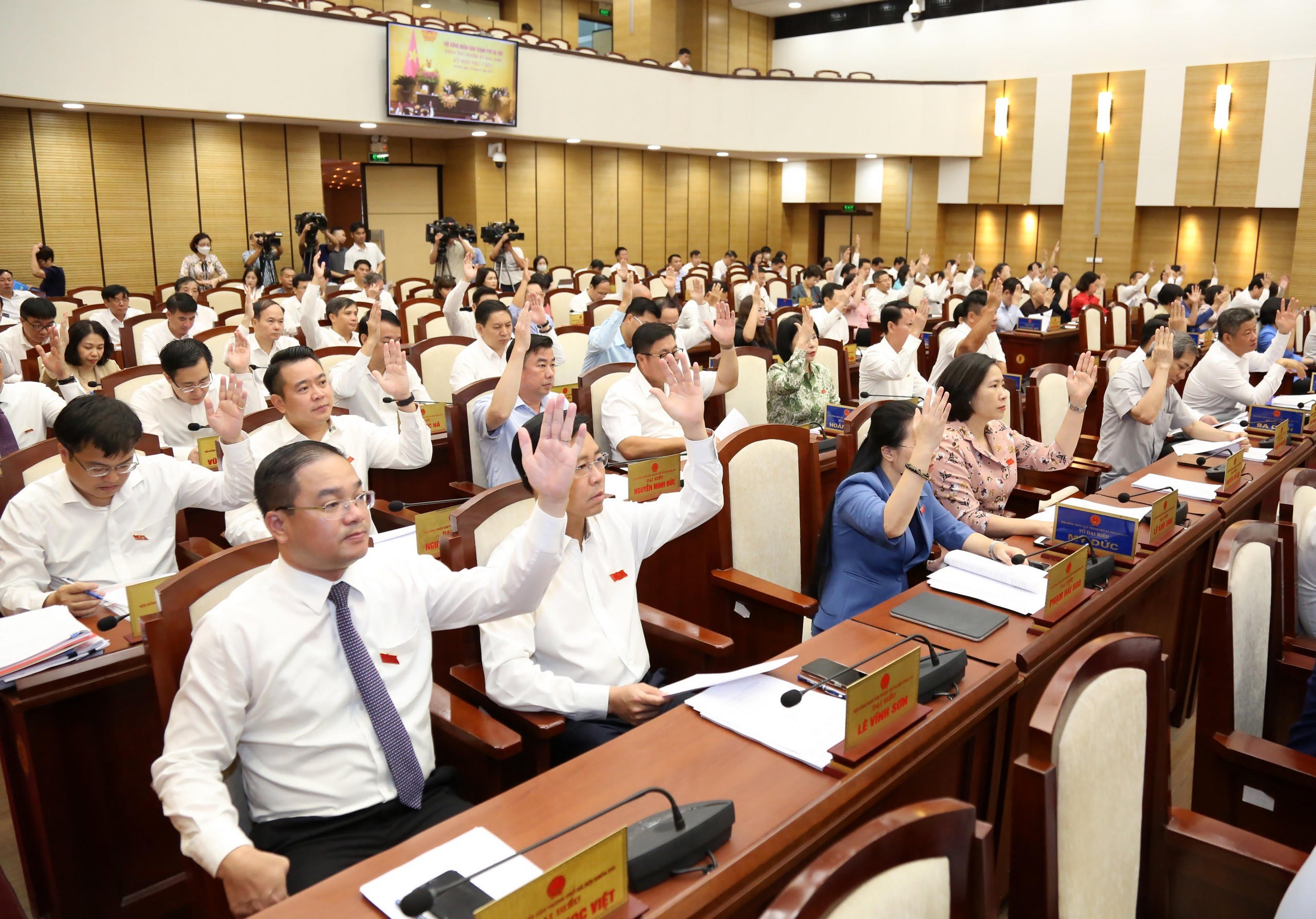 Bổ sung hơn 2300 biên chế giáo viên năm học 2022-2023