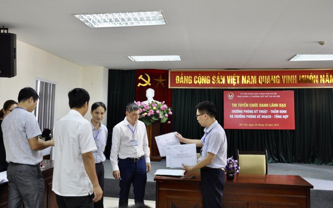 Hà Nội sẽ thí điểm thi tuyển chức danh trưởng phòng, phó trưởng phòng