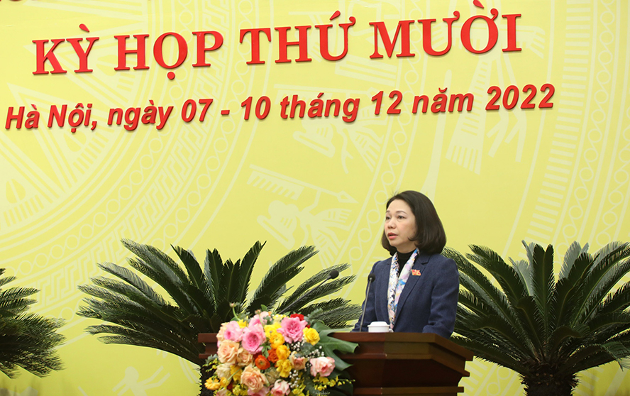 Thông qua Nghị quyết quy định về Huy hiệu  Vì sự nghiệp xây dựng Thủ đô