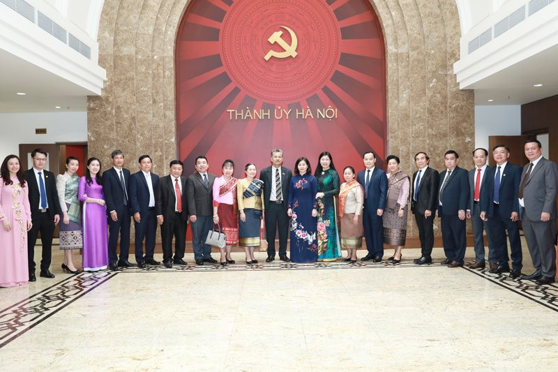 Hà Nội và Viêng Chăn Không ngừng phát triển khối đại đoàn kết