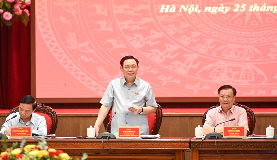 Luật Thủ đô phải tạo cơ sở pháp lý giúp Hà Nội tháo gỡ khó khăn để phát triển