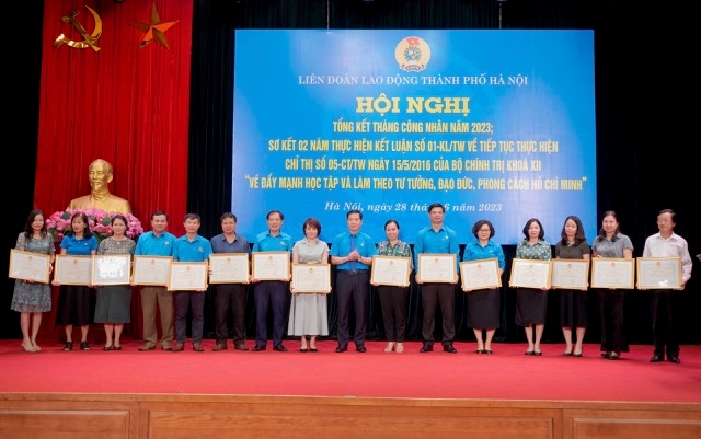 8 310 việc làm theo Bác trong cán bộ, đoàn viên, công chức, viên chức, lao động Thủ đô