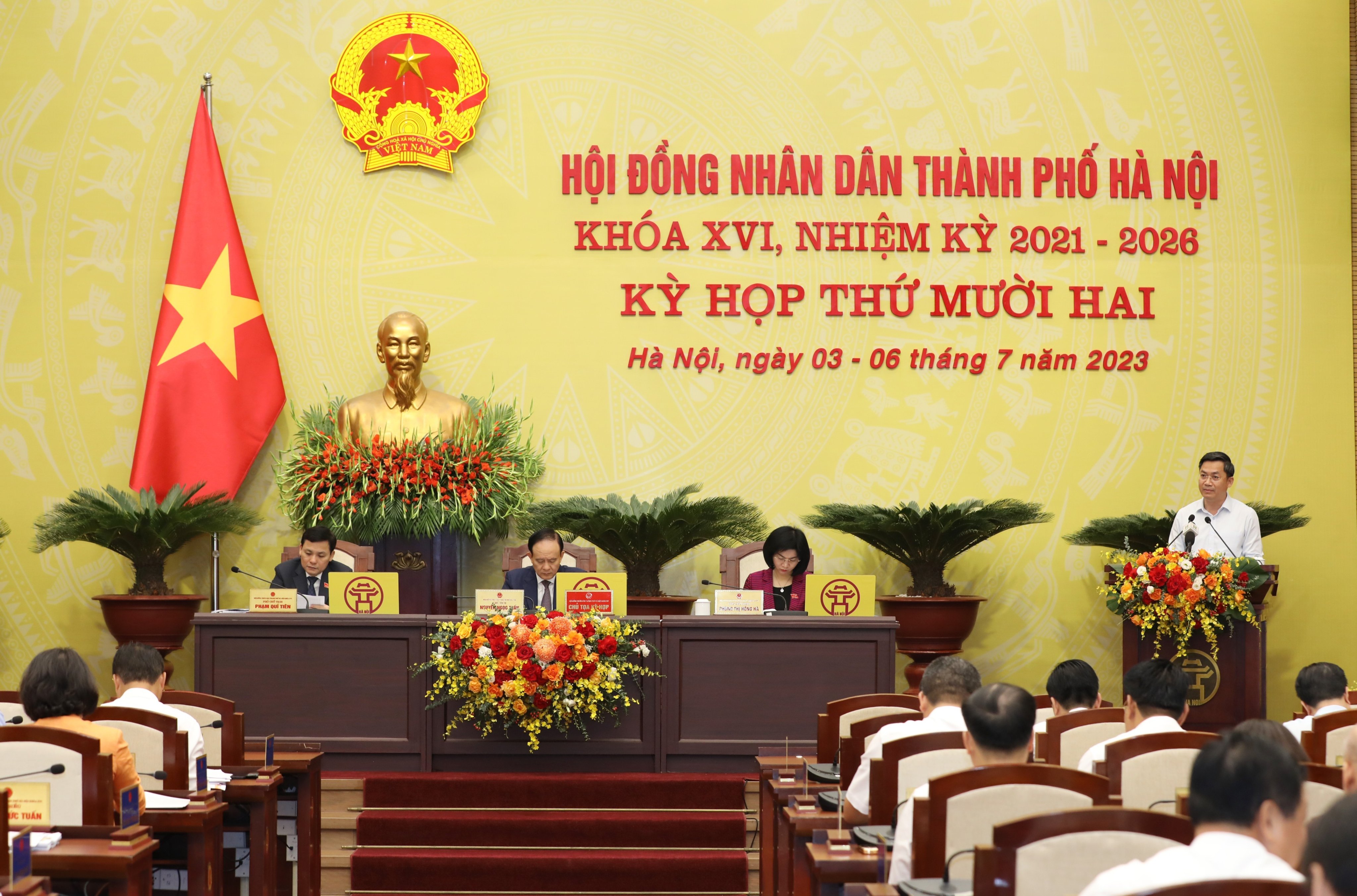 Chọn người đứng đầu “Chọn đúng người - trao niềm tin - cho điểm tựa - đánh giá bằng sản phẩm cuối cùng”