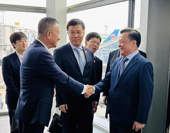 Bí thư Thành ủy Đinh Tiến Dũng dẫn đầu Đoàn đại biểu cấp cao TP Hà Nội thăm và làm việc tại Trung Quốc