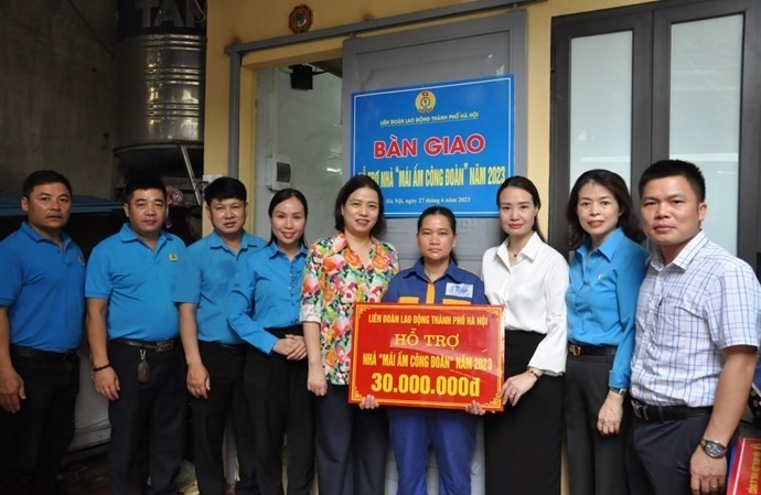 Tiếp tục đổi mới nội dung và phương thức hoạt động, hướng về cơ sở