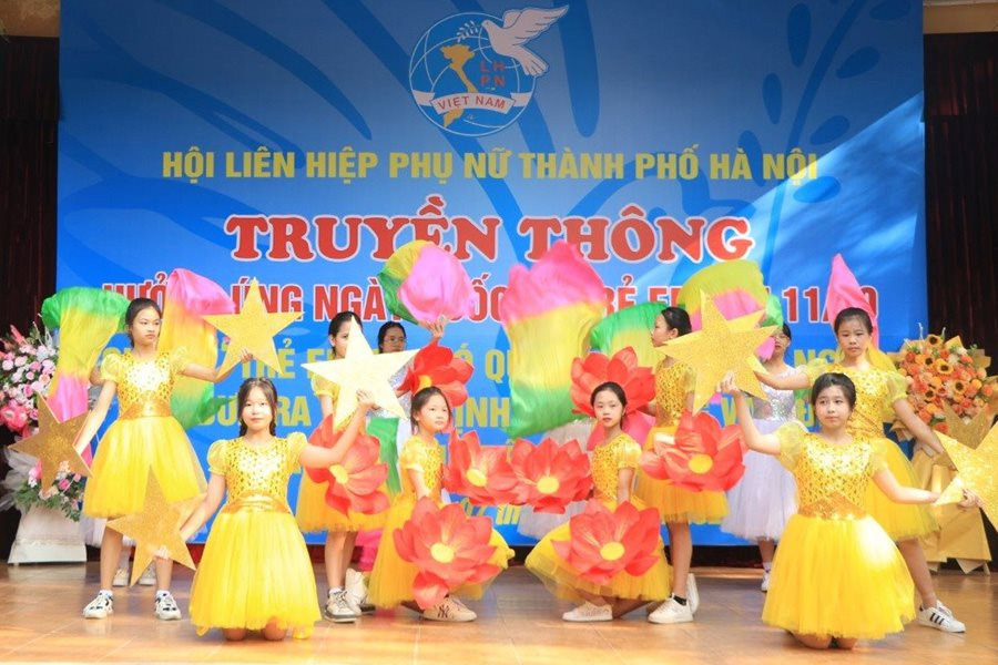 Trẻ em gái có quyền được lắng nghe và đưa ra quyết định đến những vấn đề ảnh hưởng đến các em