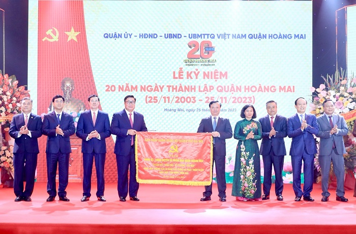 Phấn đấu đưa Hoàng Mai trở thành một cực tăng trưởng , phát triển khu vực phía Nam của Thủ đô