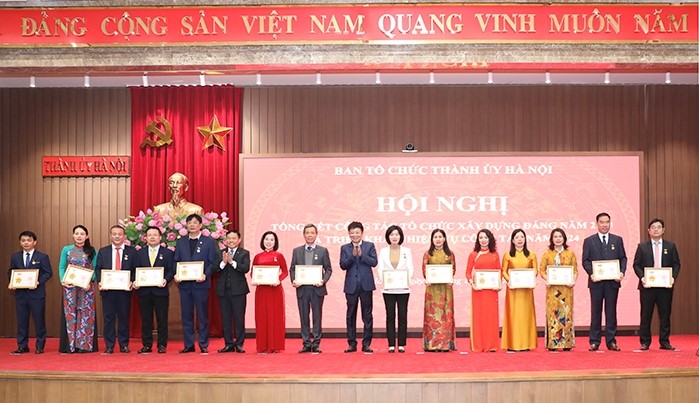 Siết chặt kỷ luật, kỷ cương trong công tác cán bộ