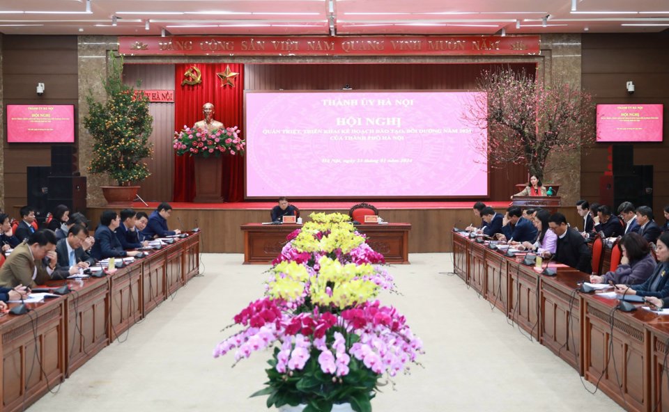 Đào tạo, bồi dưỡng cán bộ có vai trò rất quan trọng