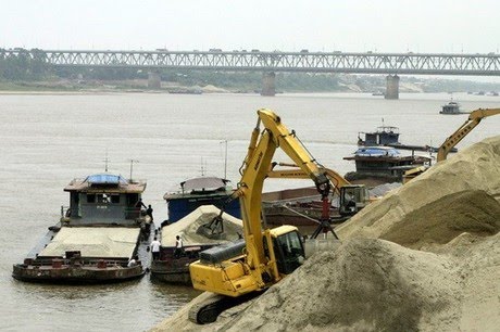 Thực hiện nghiêm các quy định về việc đấu giá 03 mỏ cát