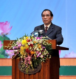 Hướng trọng tâm Cuộc vận động trong năm 2010 vào công tác xây dựng Ðảng