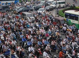 An toàn giao thông 2009 và những hệ lụy cần “điều trị”