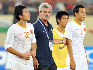 Vietnam to sign Calisto on three-year deal