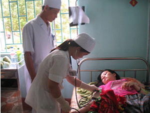 Bảo đảm nhân lực cho vùng sâu, vùng xa, vùng khó khăn là nhiệm vụ hàng đầu của ngành y tế