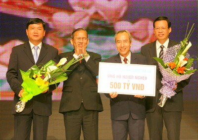 Xứng đáng là đơn vị điểm thực hiện Cuộc vận động “Học tập và làm theo tấm gương đạo đức Hồ Chí Minh”