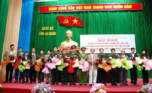 Hà Giang Sơ kết 3 năm và biểu dương các tập thể, cá nhân điển hình tiên tiến trong Cuộc vận động