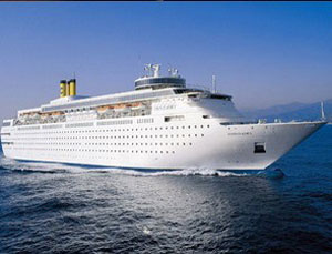 接待3250名乘坐豪华游轮到来的国际游客