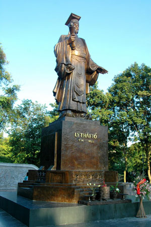 在各国家举行庆新春活动，纪念升龙——河内1000周年盛会