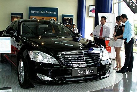 February 2010 local auto sales down 34