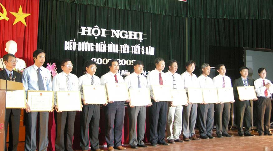 Công ty điện lực 3 Hội nghị biểu dương điển hình tiên tiến 5 năm 2005-2009