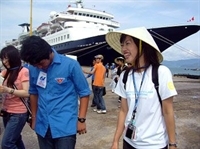 Japan’s Peace Boat docks at Tien Sa port for the third time