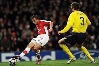 巴萨晚节不保客场２：２战平阿森纳