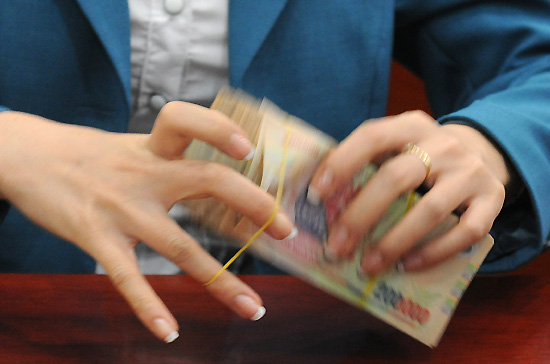 Tăng trưởng tín dụng VND ước đạt 0,57 trong quý 1