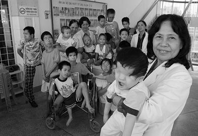 30 ans après la fin de la guerre, l Agent orange continue d empoisonner