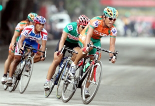 HTV Bicycle race kicks off in Hanoi