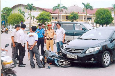 Bốn ngày đầu năm 2011 112 người chết vì tai nạn giao thông